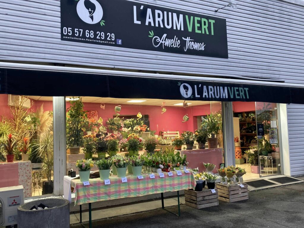 Devanture magasin de fleurs, fleuriste à Prignac et Marcamps, L'arul Vert